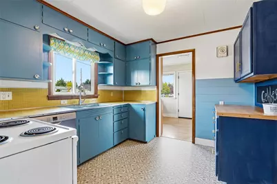 1019 19th Street, Anacortes, WA 98221 - Photo 14