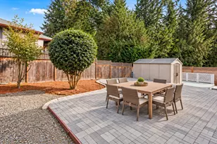 10756 Bartlett Ave NE, Seattle, WA 98125 - Photo 16