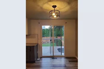 18718 111th Place SE, Renton, WA 98055 - Photo 4