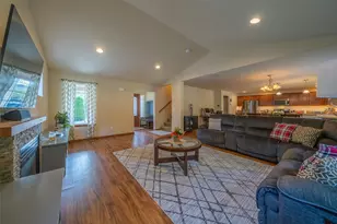 8651 83rd St NE, Marysville, WA 98270 - Photo 6