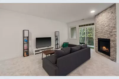 4491 248th Lane SE, Sammamish, WA 98029 - Photo 2
