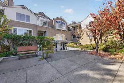 22005 6th Avenue S #201, Des Moines, WA 98198 - Photo 2