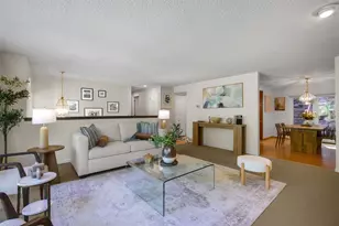 3811 SW Orchard St, Seattle, WA 98126 - Photo 4
