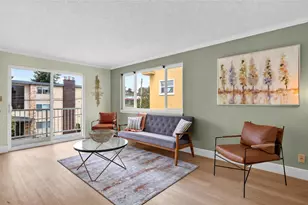 506 N 45th St, Seattle, WA 98103 - Photo 4
