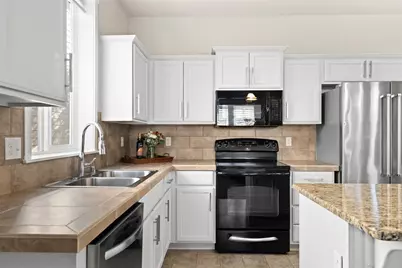 3112 Highlands Boulevard, Puyallup, WA 98372 - Photo 12