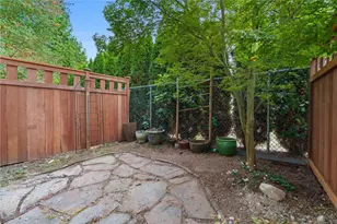 11570 Stone Ave N, Seattle, WA 98133 - Photo 32