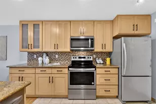 1930 W Cypress Way, Lynnwood, WA 98036 - Photo 14