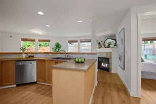 11920 98th Ave NE, Kirkland, WA 98034 - Photo 4