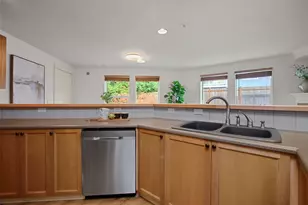 11920 98th Ave NE, Kirkland, WA 98034 - Photo 6