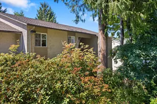 11637 100th Ave NE, Kirkland, WA 98034 - Photo 2