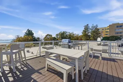 530 W Olympic Place #206, Seattle, WA 98119 - Photo 16