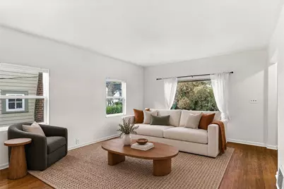 5756 25th Avenue NE, Seattle, WA 98105 - Photo 4