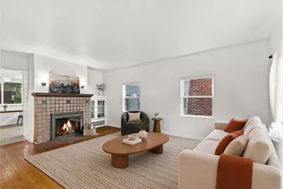 5756 25th Avenue NE, Seattle, WA 98105 - Photo 2