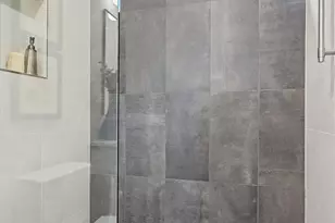 222 10th Ave E, Seattle, WA 98102 - Photo 20