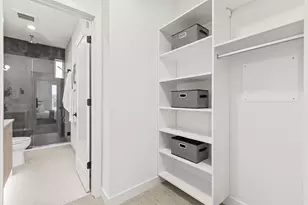 222 10th Ave E, Seattle, WA 98102 - Photo 18