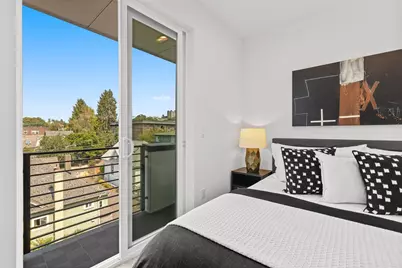 222 10th Avenue E #D, Seattle, WA 98102 - Photo 16