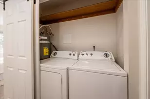 1000 NE 88th St, Seattle, WA 98115 - Photo 14