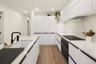 1029 Belmont Ave E, Seattle, WA 98102 - Photo 12