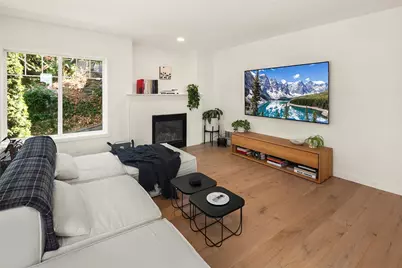 1029 Belmont Avenue E #305, Seattle, WA 98102 - Photo 6