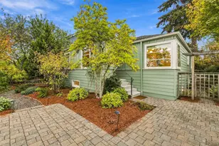 8008 21st Ave NW, Seattle, WA 98117 - Photo 2