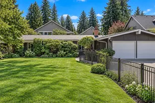 2526 204th St SW, Lynnwood, WA 98036 - Photo 2