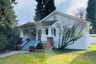 735 N 188th St, Shoreline, WA 98133 - Photo 1