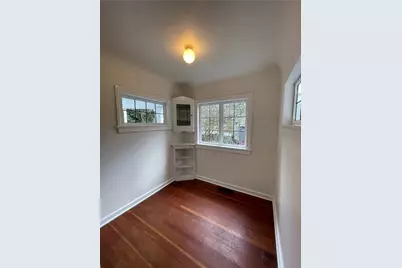 735 N 188th Street, Shoreline, WA 98133 - Photo 6