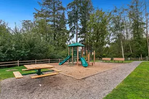 309 207th Pl SE, Bothell, WA 98012 - Photo 32