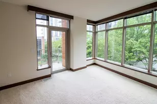 10660 NE 9th Pl, Bellevue, WA 98004 - Photo 16