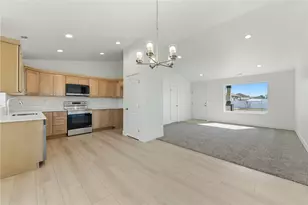 330 N Sandy Loop, Moses Lake, WA 98837 - Photo 8