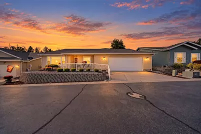 1837 Heritage Drive, Wenatchee, WA 98801 - Photo 1