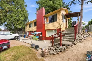 17330 32nd Ave S, SeaTac, WA 98188 - Photo 1