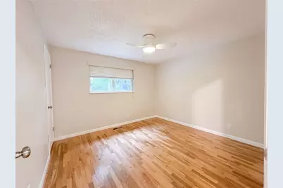10401 130th Street, Kirkland, WA 98034 - Photo 4