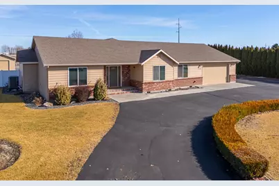 5766 NE Ridgeview Drive, Moses Lake, WA 98837 - Photo 2