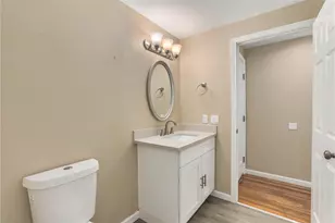 21336 NE 1st St, Sammamish, WA 98074 - Photo 18