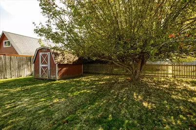 569 SE 6th Avenue, Oak Harbor, WA 98277 - Photo 24