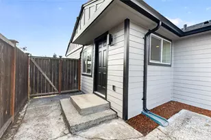 1009 S 34th St, Tacoma, WA 98418 - Photo 30
