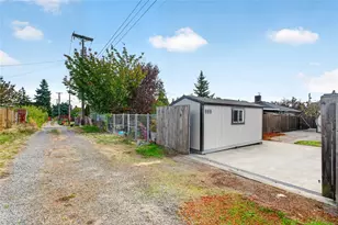 1009 S 34th St, Tacoma, WA 98418 - Photo 36