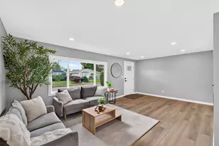 1009 S 34th St, Tacoma, WA 98418 - Photo 4