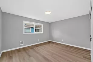 1009 S 34th St, Tacoma, WA 98418 - Photo 14