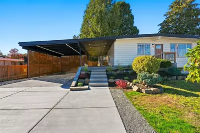 17028 Larch Way, Lynnwood, WA 98037 - Photo 2