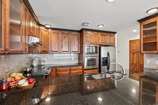 10115 NE 62nd St, Kirkland, WA 98033 - Photo 6