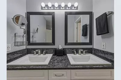 18501 SE Newport Way #H136, Issaquah, WA 98027 - Photo 20