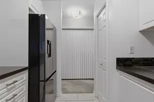 18501 SE Newport Way, Issaquah, WA 98027 - Photo 14