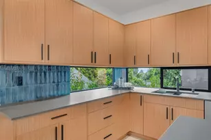 5201 S Holly St, Seattle, WA 98118 - Photo 18