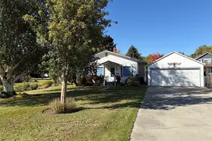 918 2nd Ave S, Okanogan, WA 98840 - Photo 2