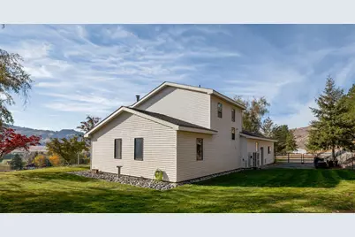 34 Sunrise Heights Road, Okanogan, WA 98840 - Photo 2