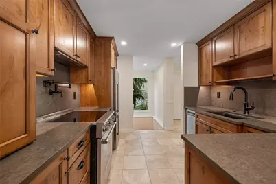 3213 SW 319th Place #19, Federal Way, WA 98023 - Photo 8