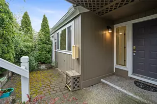 3213 SW 319th Pl, Federal Way, WA 98023 - Photo 4