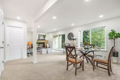 13626 NE 7th Street #F10, Bellevue, WA 98005 - Photo 22